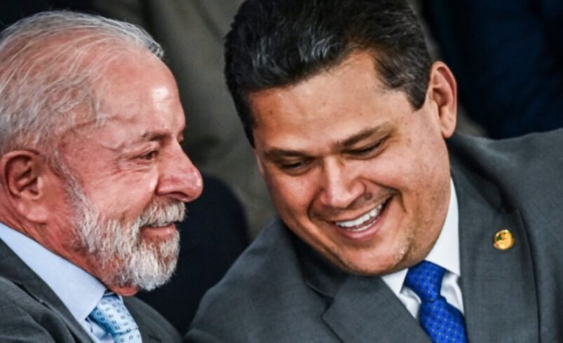 Crise entre Lula e Alcolumbre deixa governo dependente do STF