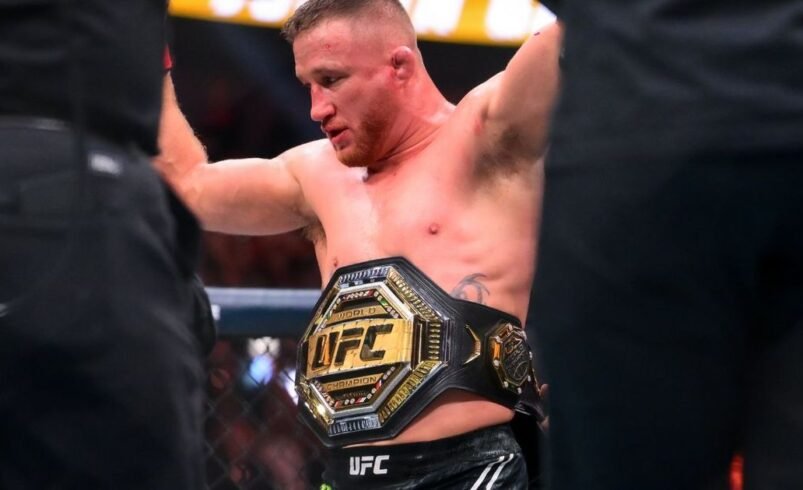Gaethje contraria previsões e se torna campeão em cima de Topuria