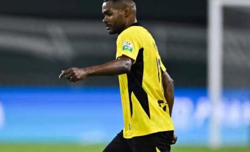 Ídolo histórico do Athletico surpreende e pode virar rival no Brasileirão