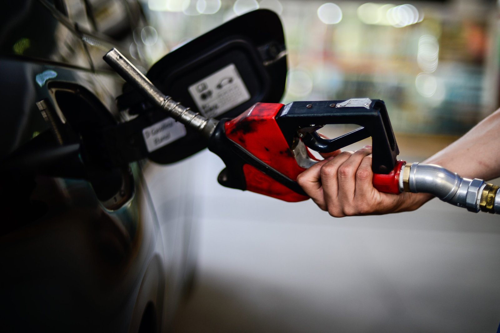 Preço do petróleo cai após acordo entre EUA e Irã